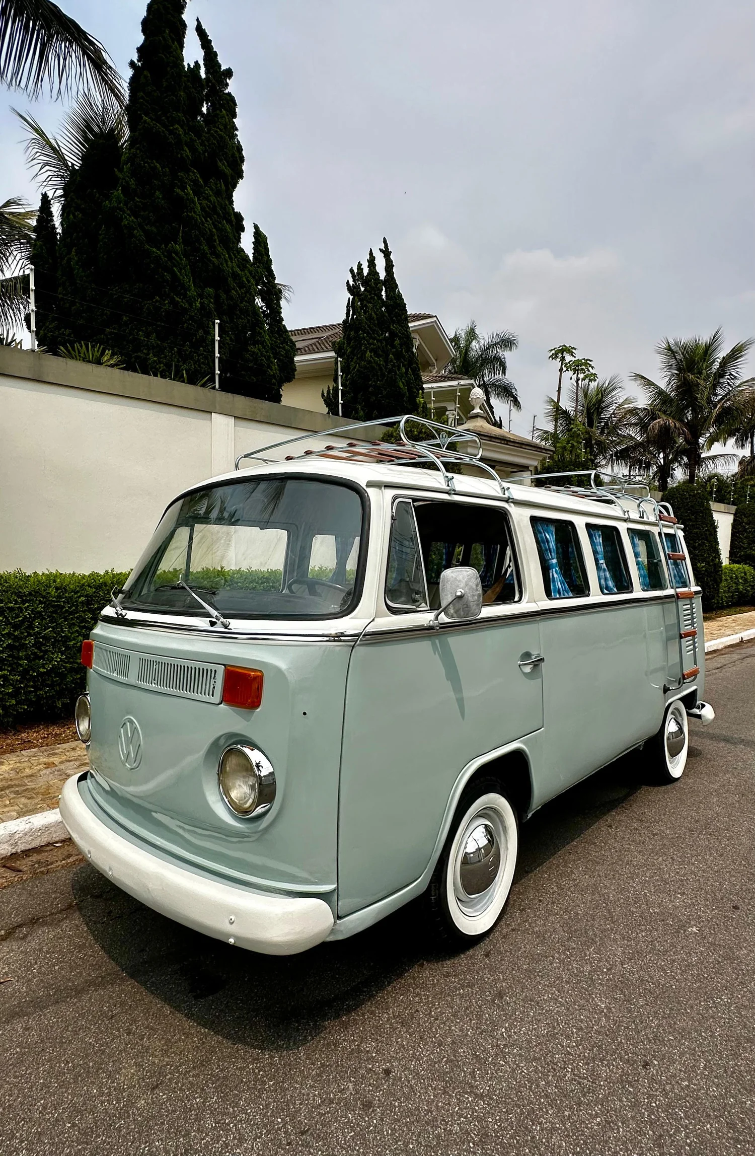VW T-2 トラバス VW T2 baywindow bus 1985 — Brazilian Classic Cars